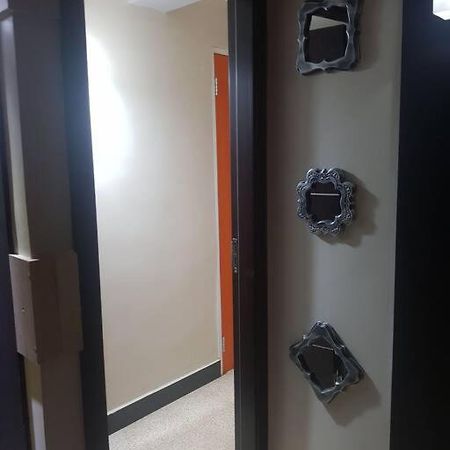R.501 Estudio Ejecutivo, En El Centro. Panama City Luaran gambar